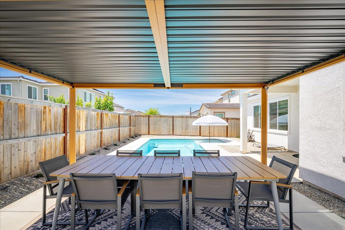 1861 Petite Verdot Lane