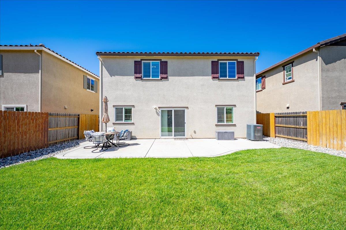 4040 Parkmoor Lane