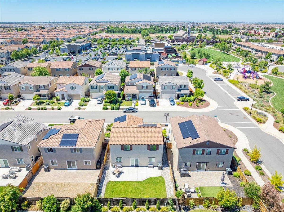 4040 Parkmoor Lane