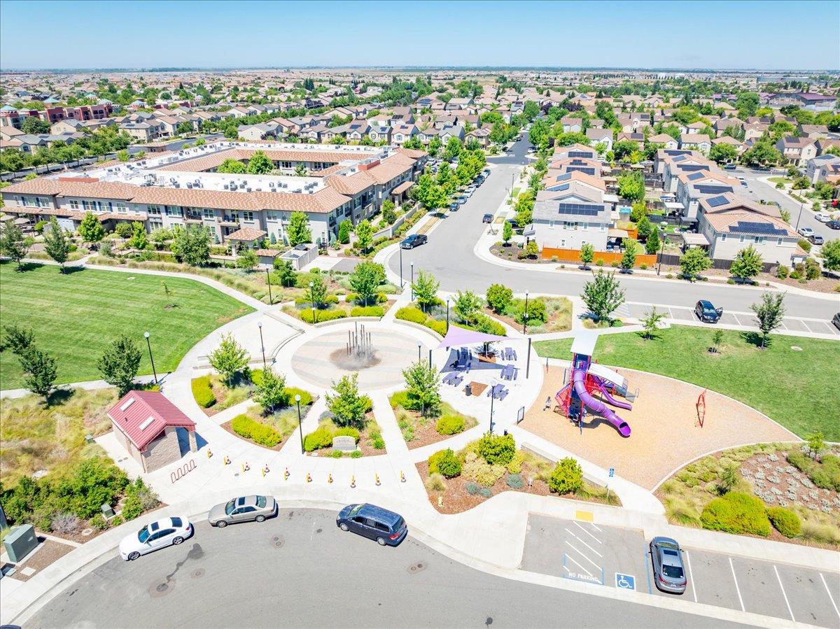 4040 Parkmoor Lane