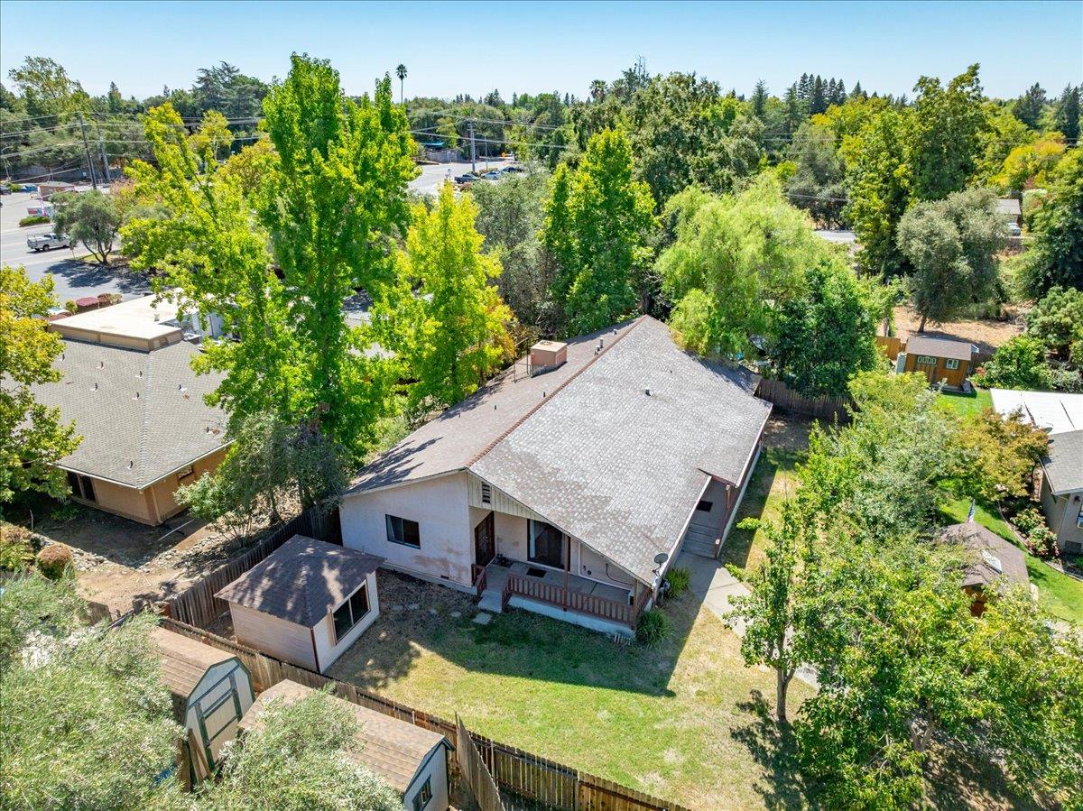 4822 Livoti Avenue