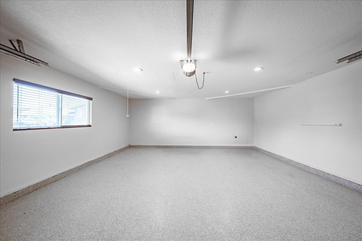 1228 El Encanto Way