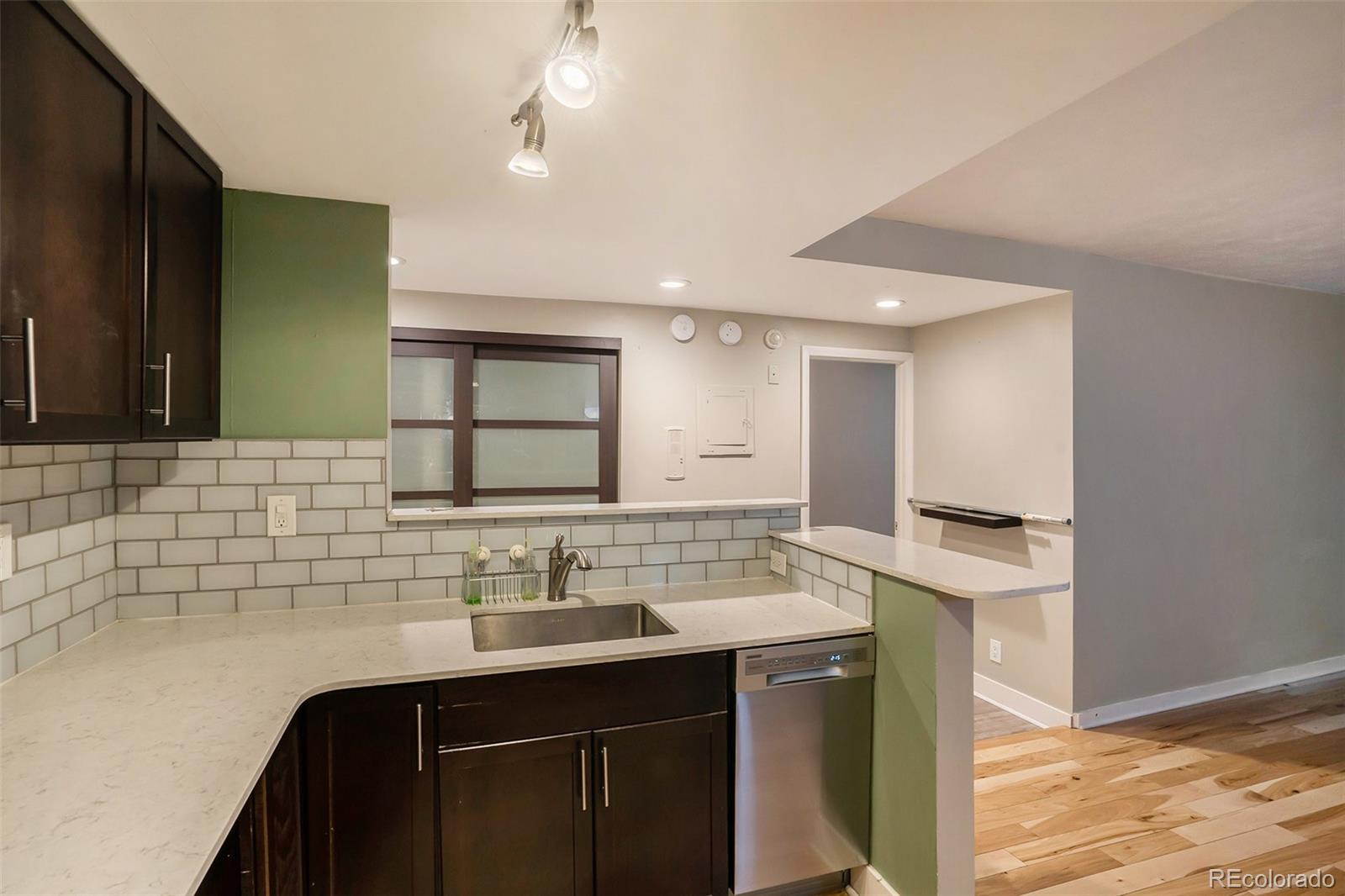 830 N Sherman Street Unit: 106