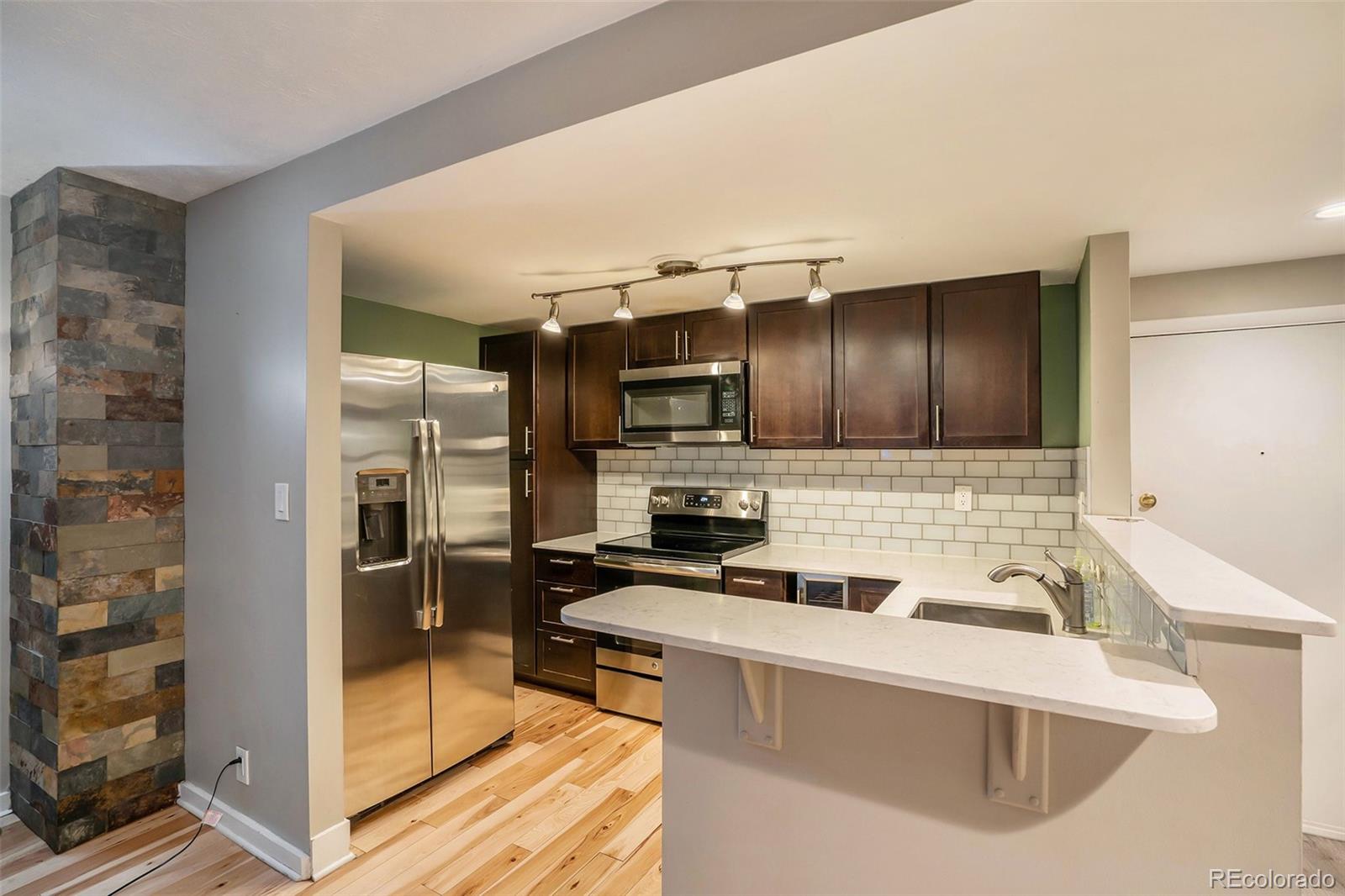 830 N Sherman Street Unit: 106