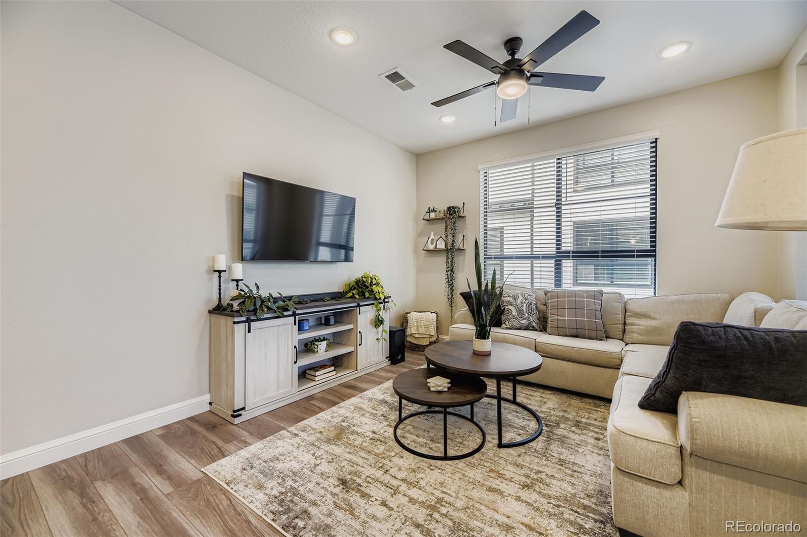 1990 S Holly Street Unit: 3