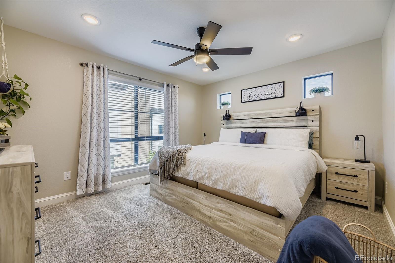 1990 S Holly Street Unit: 3