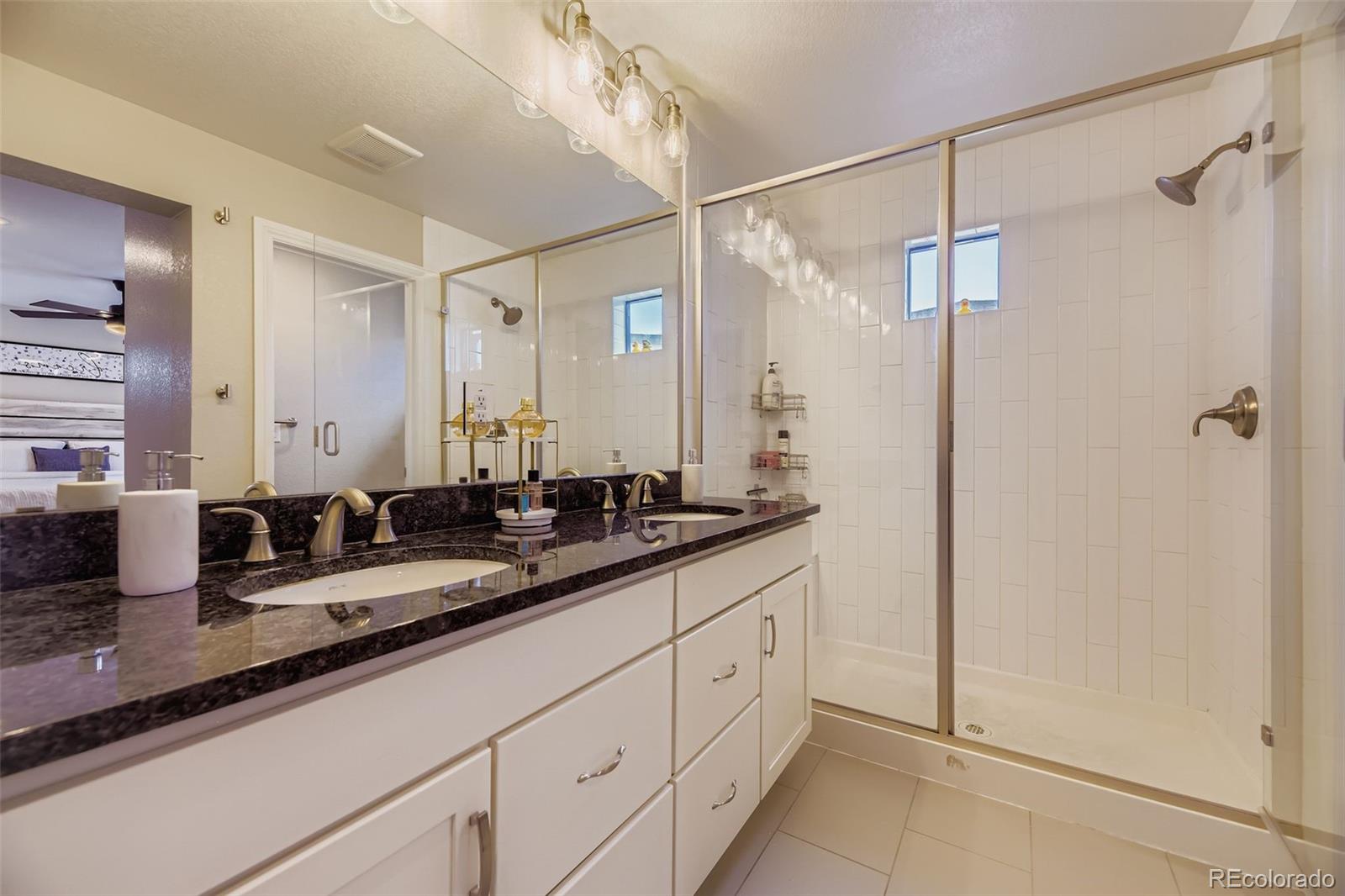 1990 S Holly Street Unit: 3