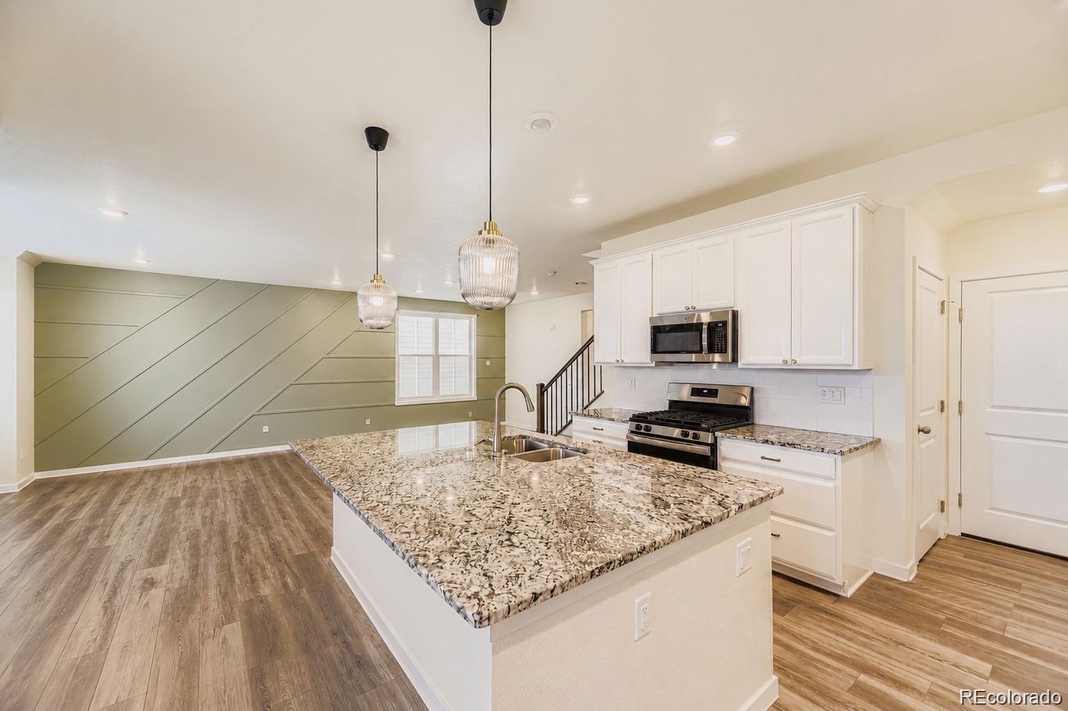 1173 Williams Loop