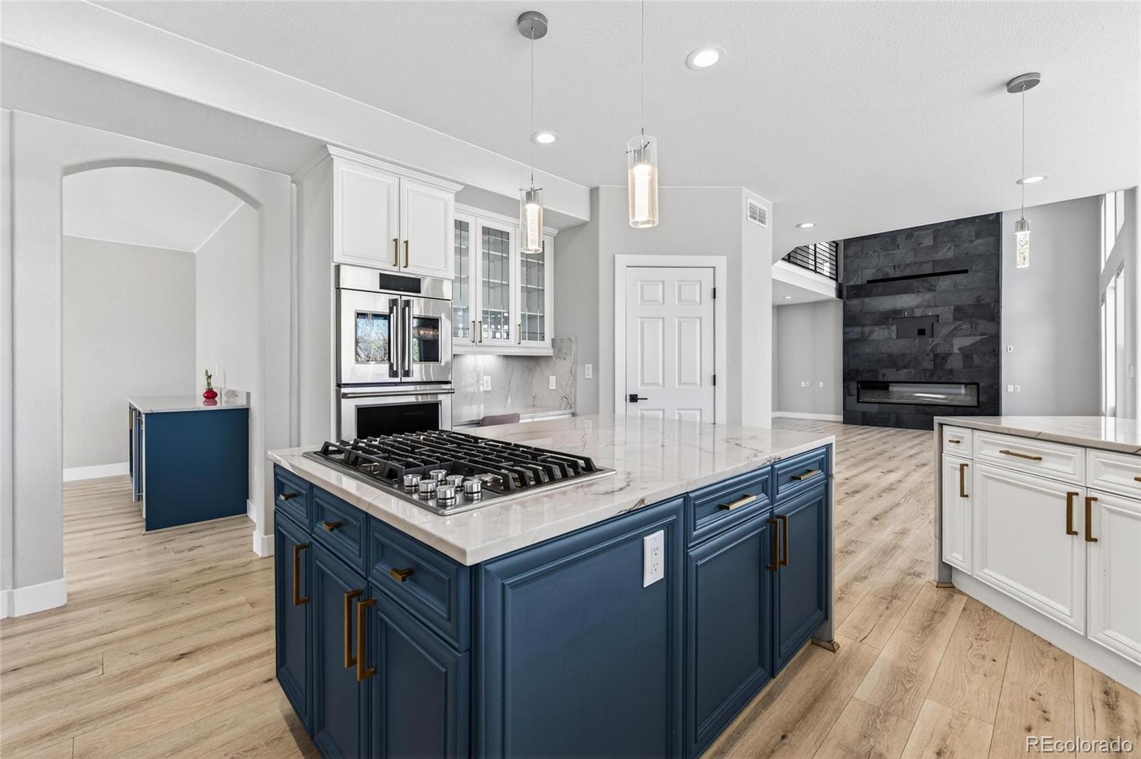 24031 E Hinsdale Place