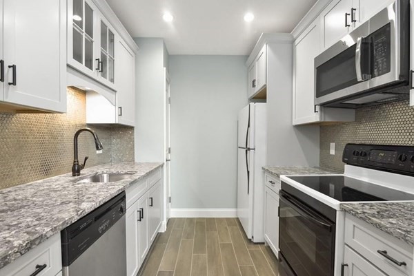 287 Hanover # 7 Unit: 5-7