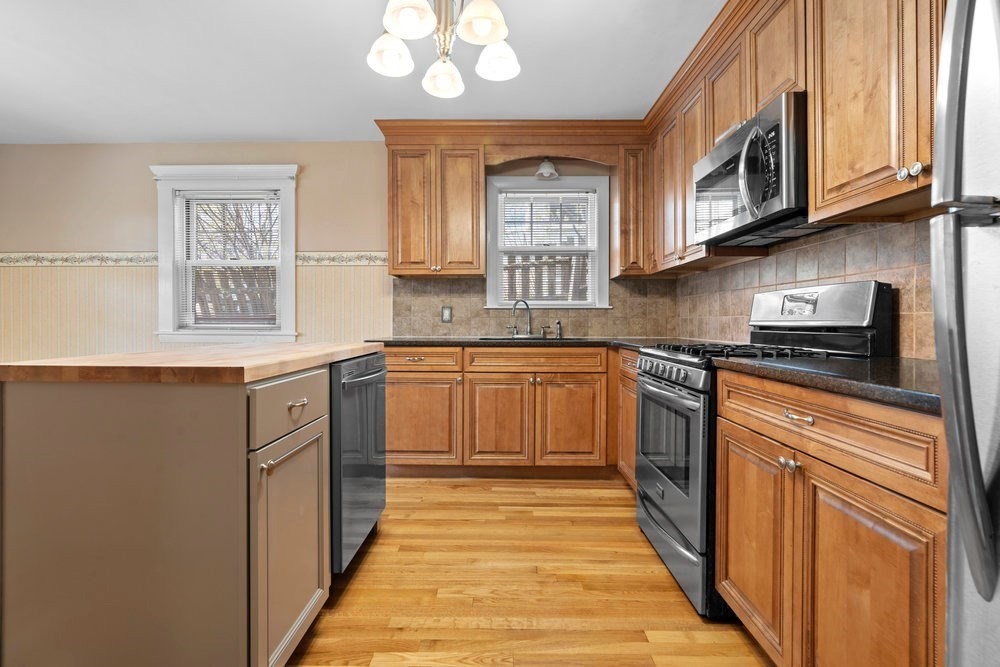 33 Nowell Rd