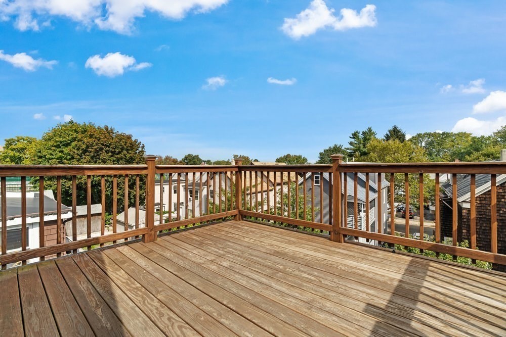 25 Auburn Ave # 2