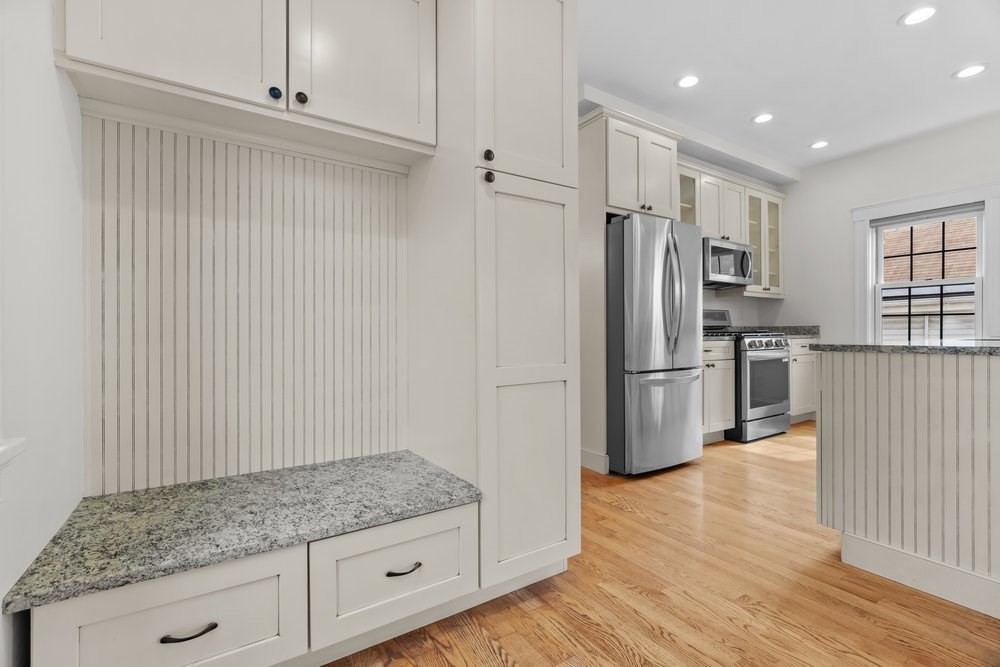 25 Auburn Ave # 2