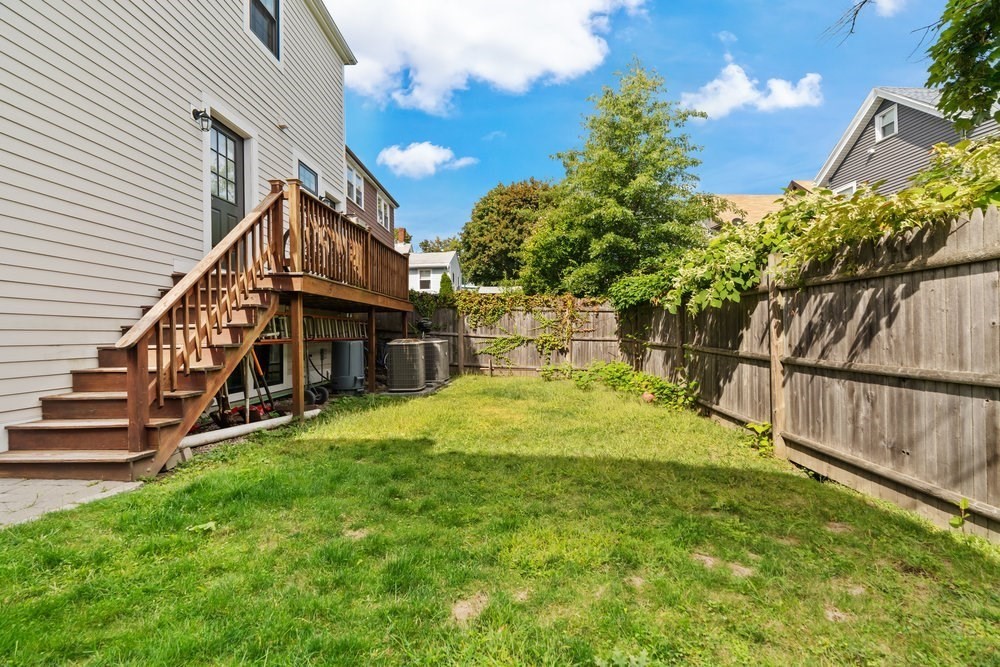 25 Auburn Ave # 2
