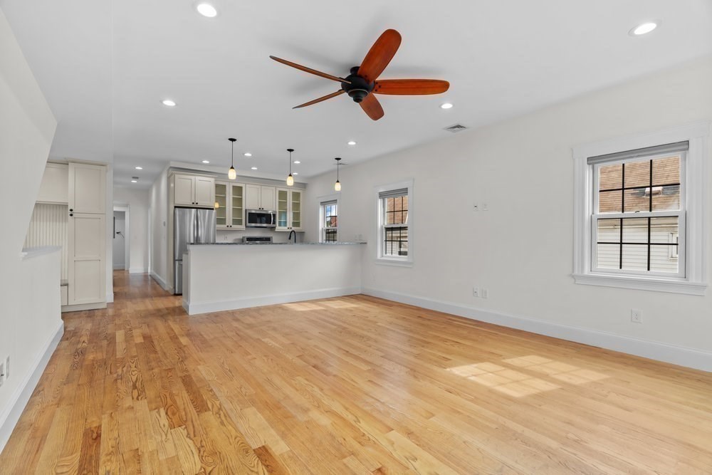 25 Auburn Ave # 2