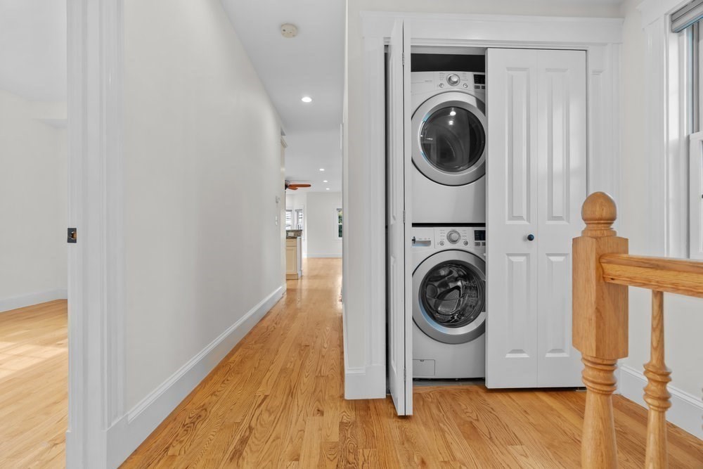 25 Auburn Ave # 2