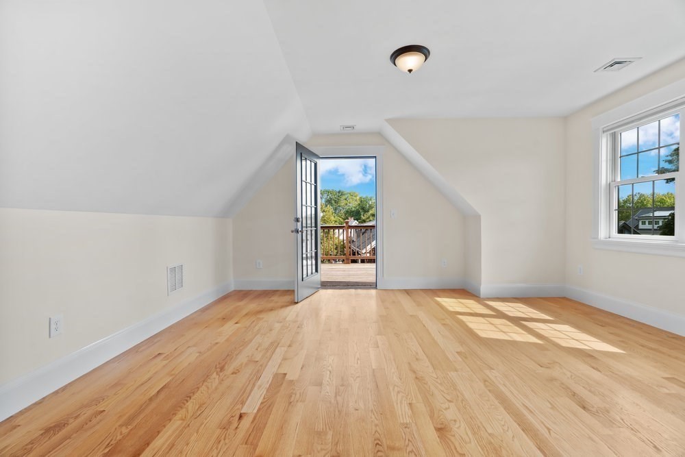 25 Auburn Ave # 2