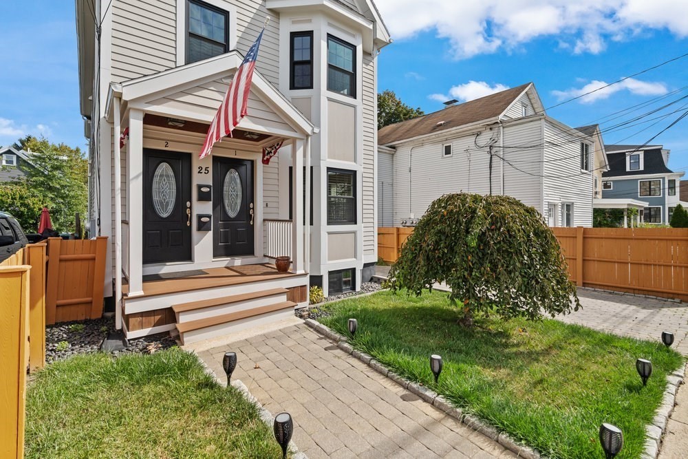 25 Auburn Ave # 2