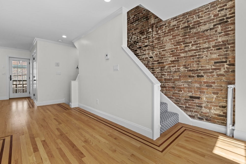 11 Wiget St # 4 Unit: 11-4
