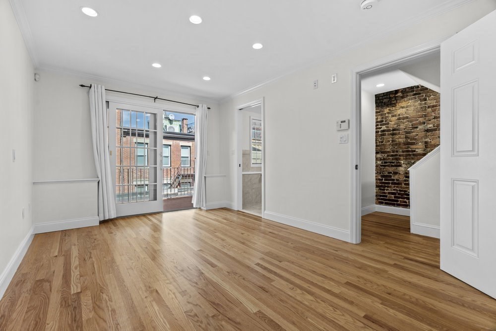 11 Wiget St # 4 Unit: 11-4