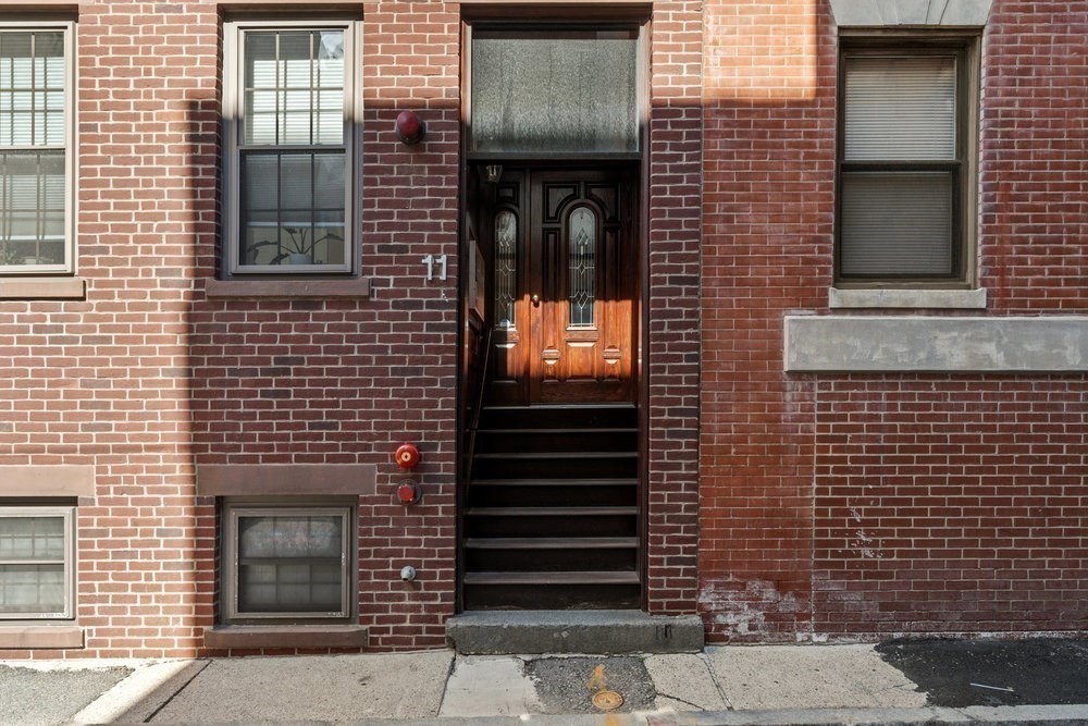 11 Wiget St # 4 Unit: 11-4