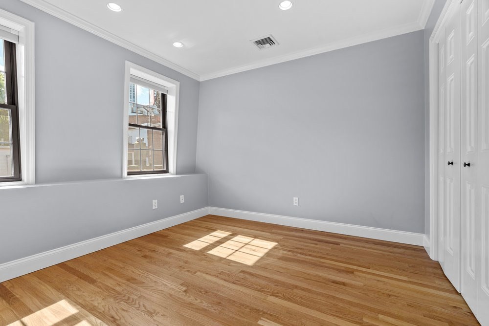 11 Wiget St # 4