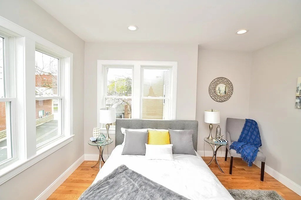 5 Irving Street # 2