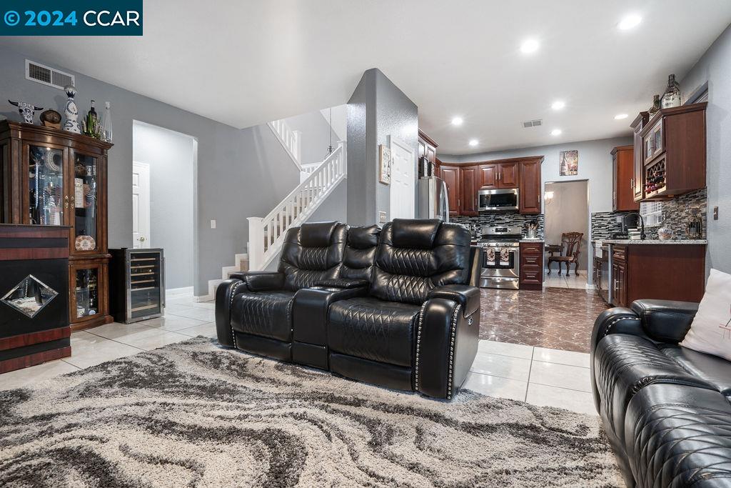 626 Anderson Way
