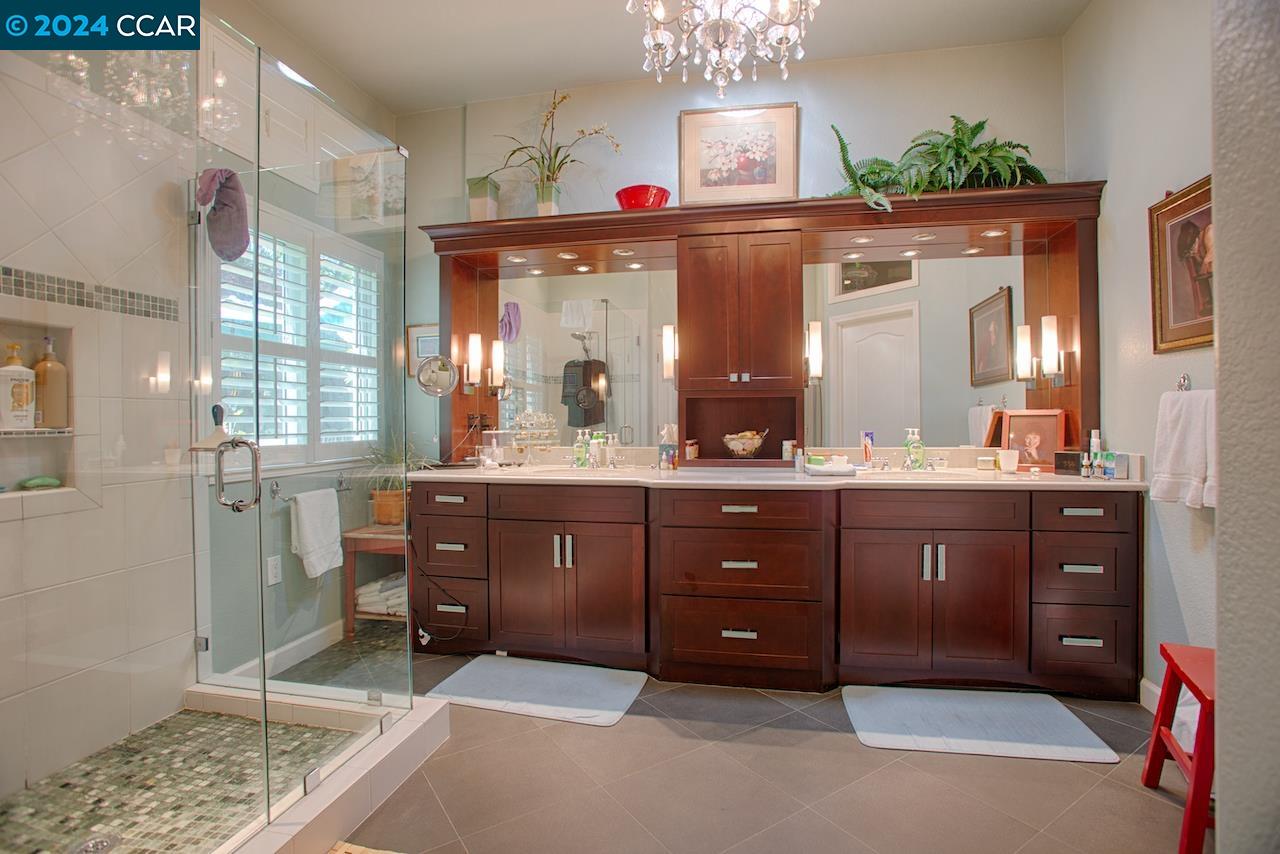 1007 Larkey Creek Pl