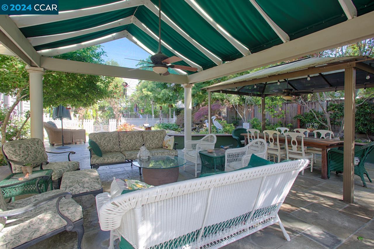 1007 Larkey Creek Pl