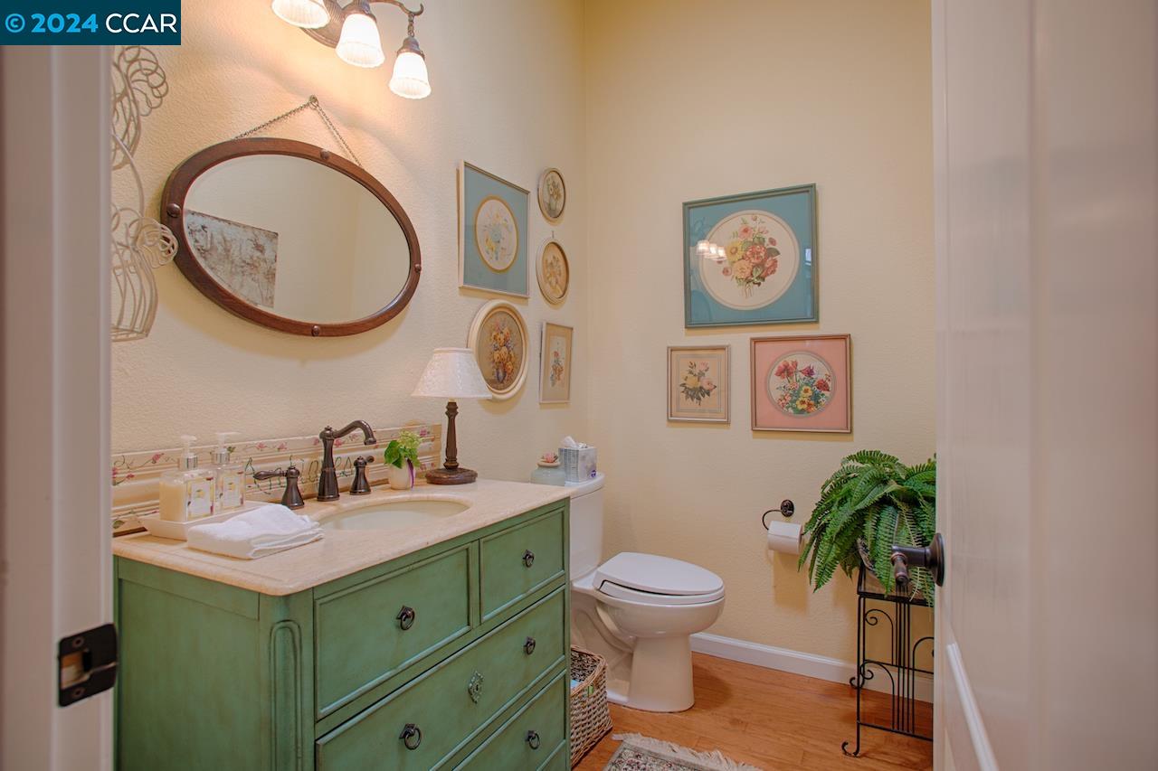 1007 Larkey Creek Pl