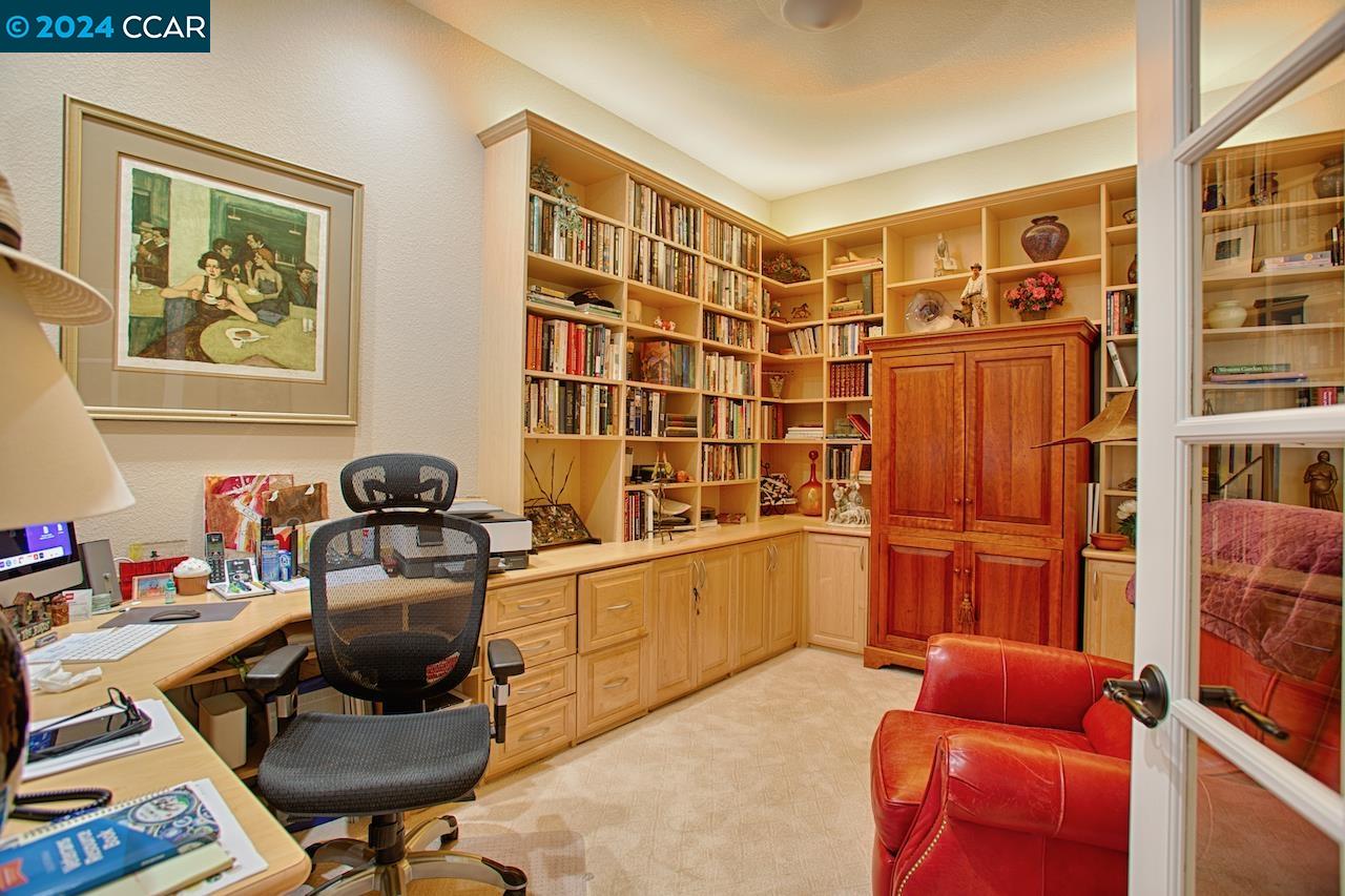 1007 Larkey Creek Pl