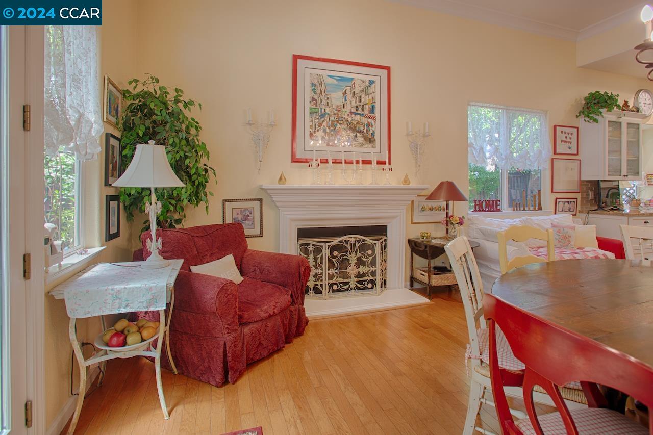 1007 Larkey Creek Pl