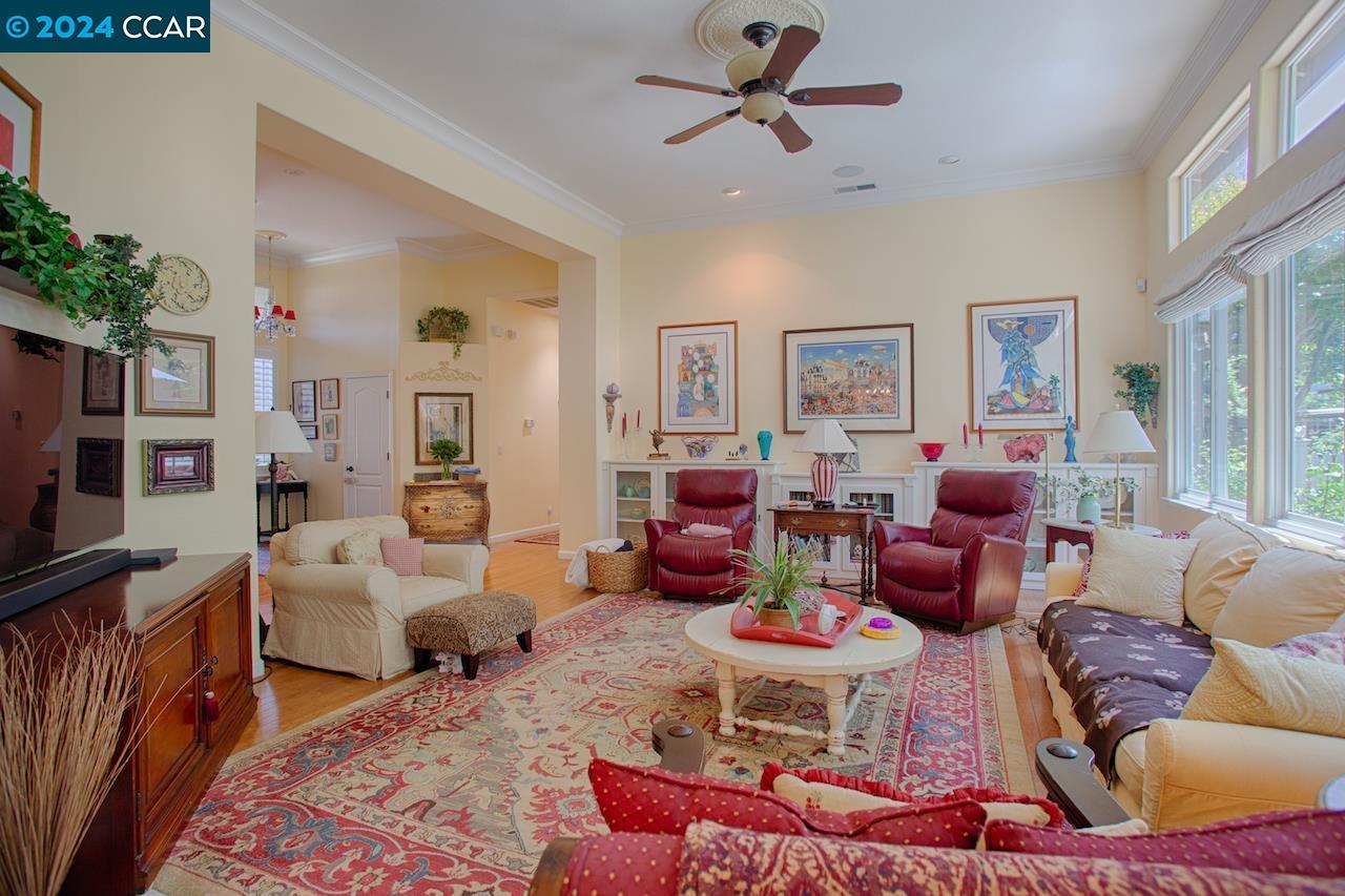 1007 Larkey Creek Pl