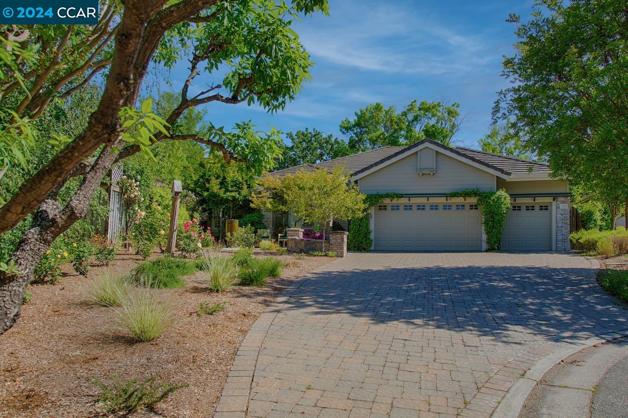 1007 Larkey Creek Pl