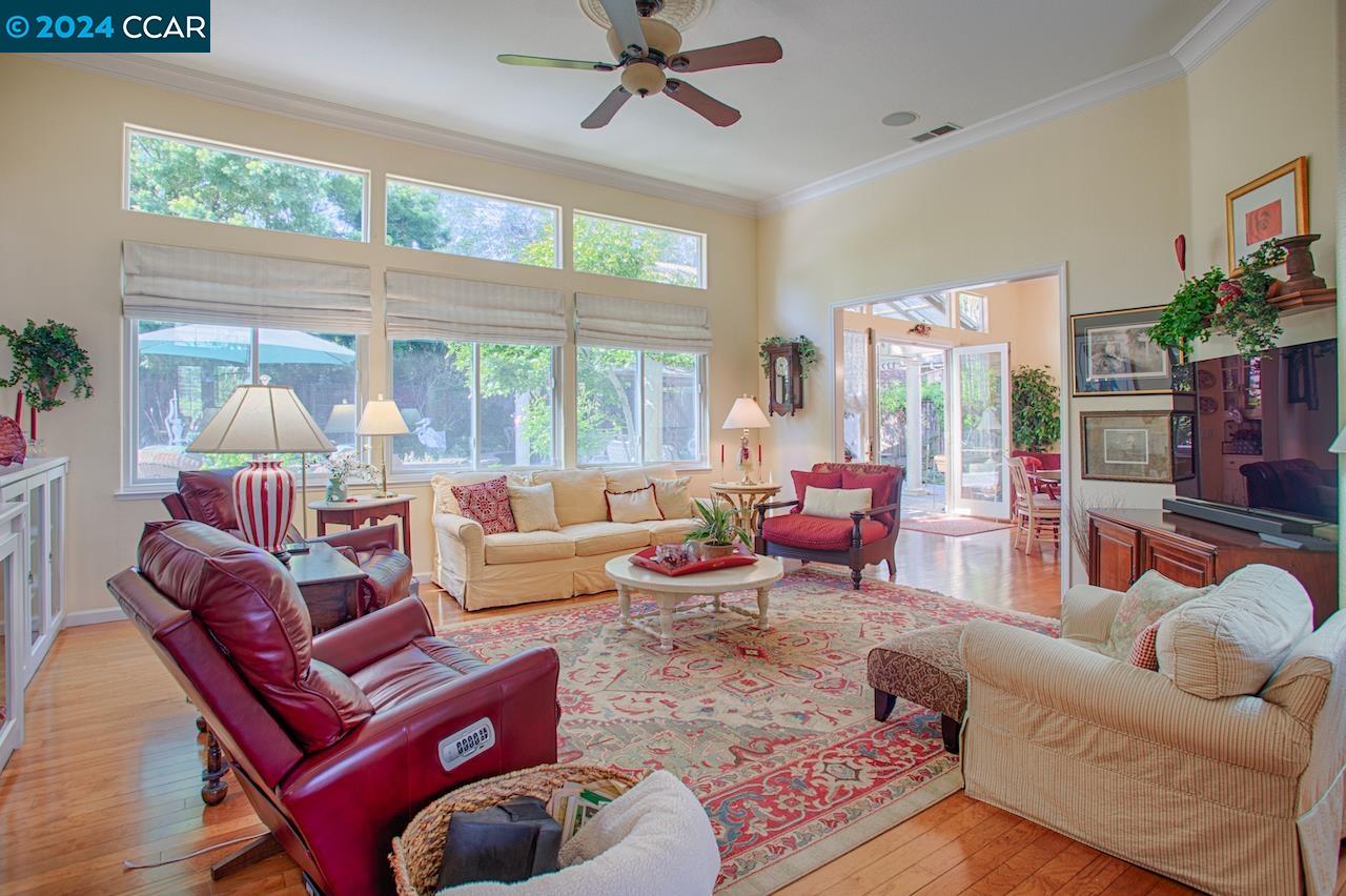 1007 Larkey Creek Pl