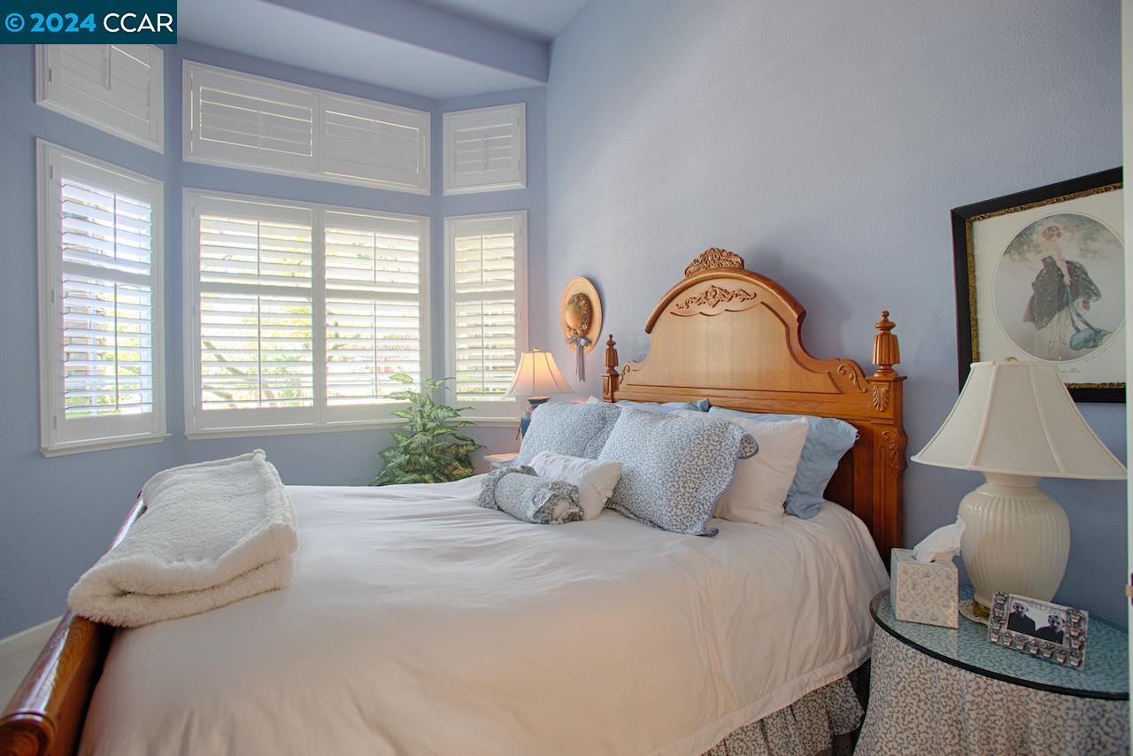 1007 Larkey Creek Pl