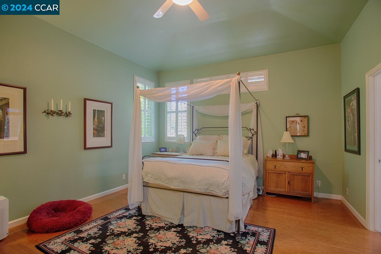 1007 Larkey Creek Pl