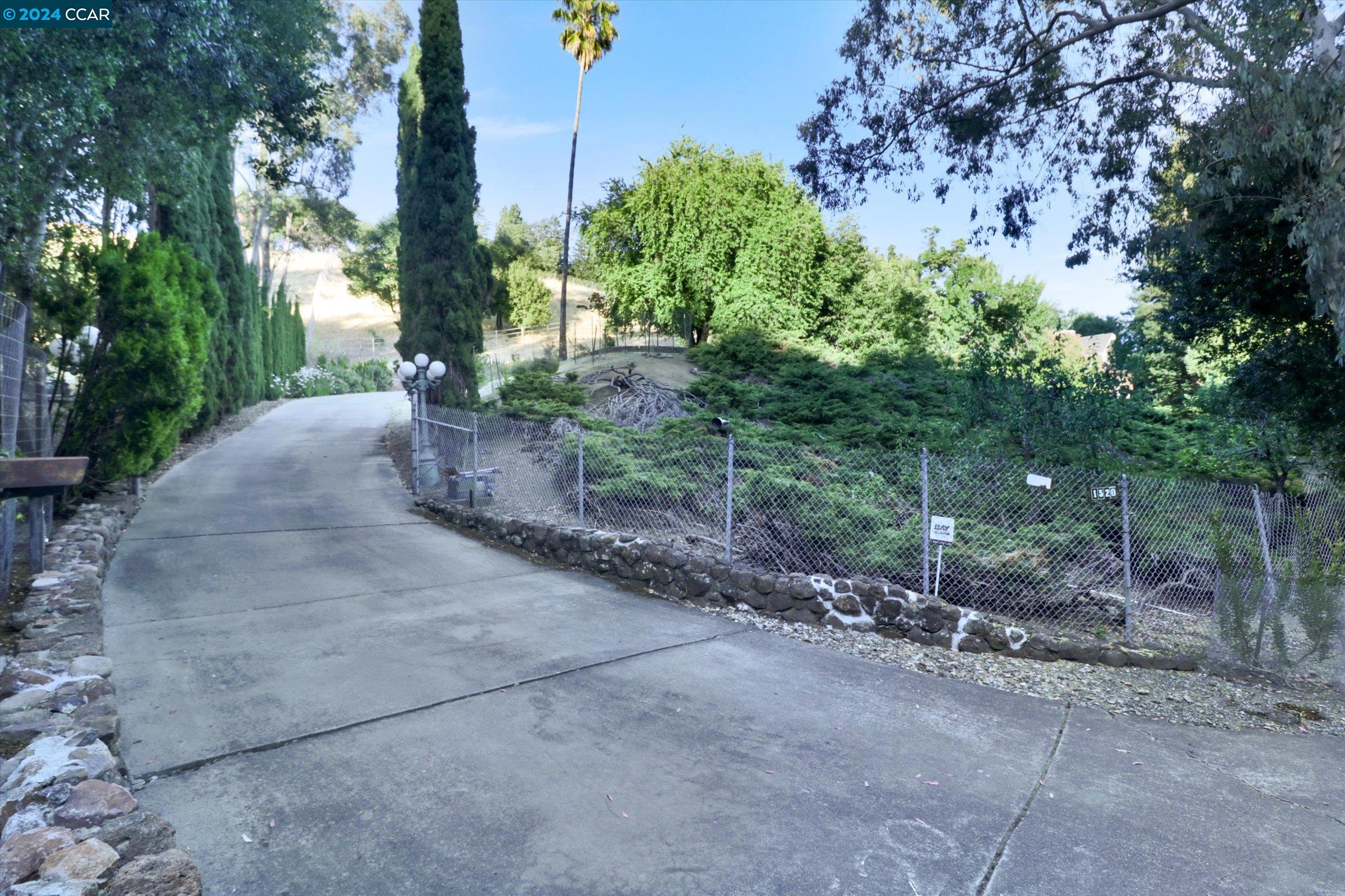 1520 Rancho Del Hambre