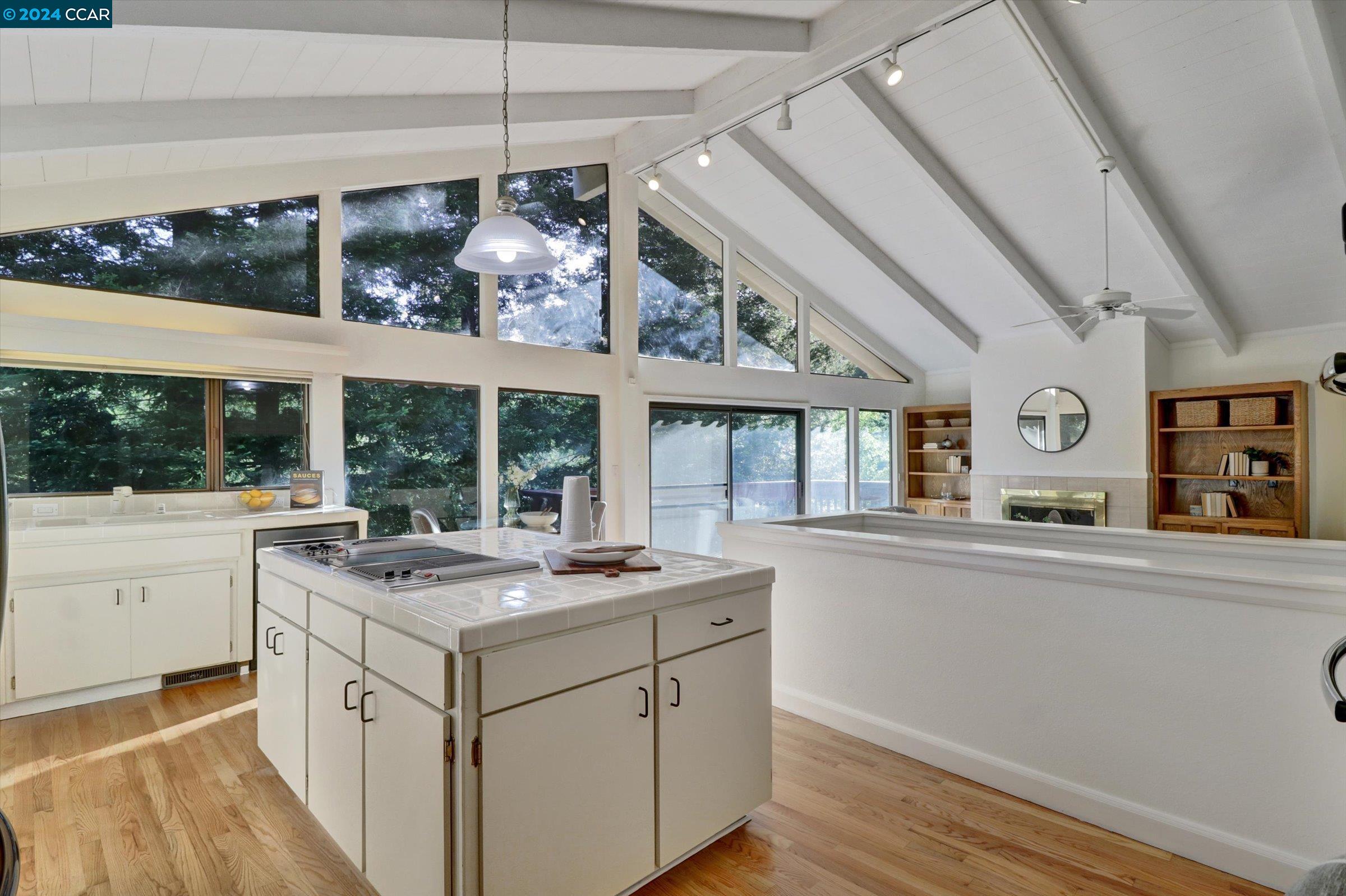 1520 Rancho Del Hambre