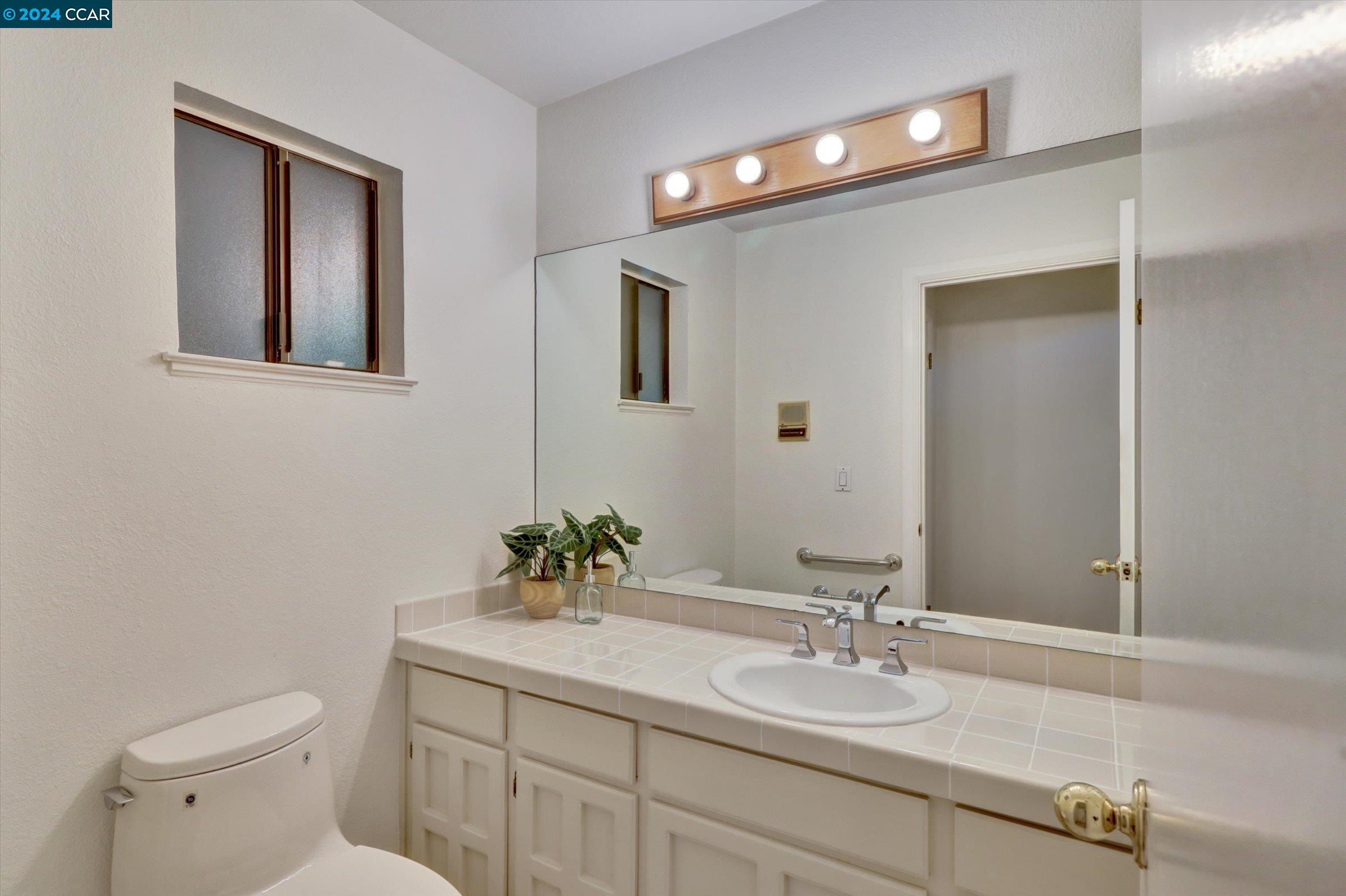 1520 Rancho Del Hambre