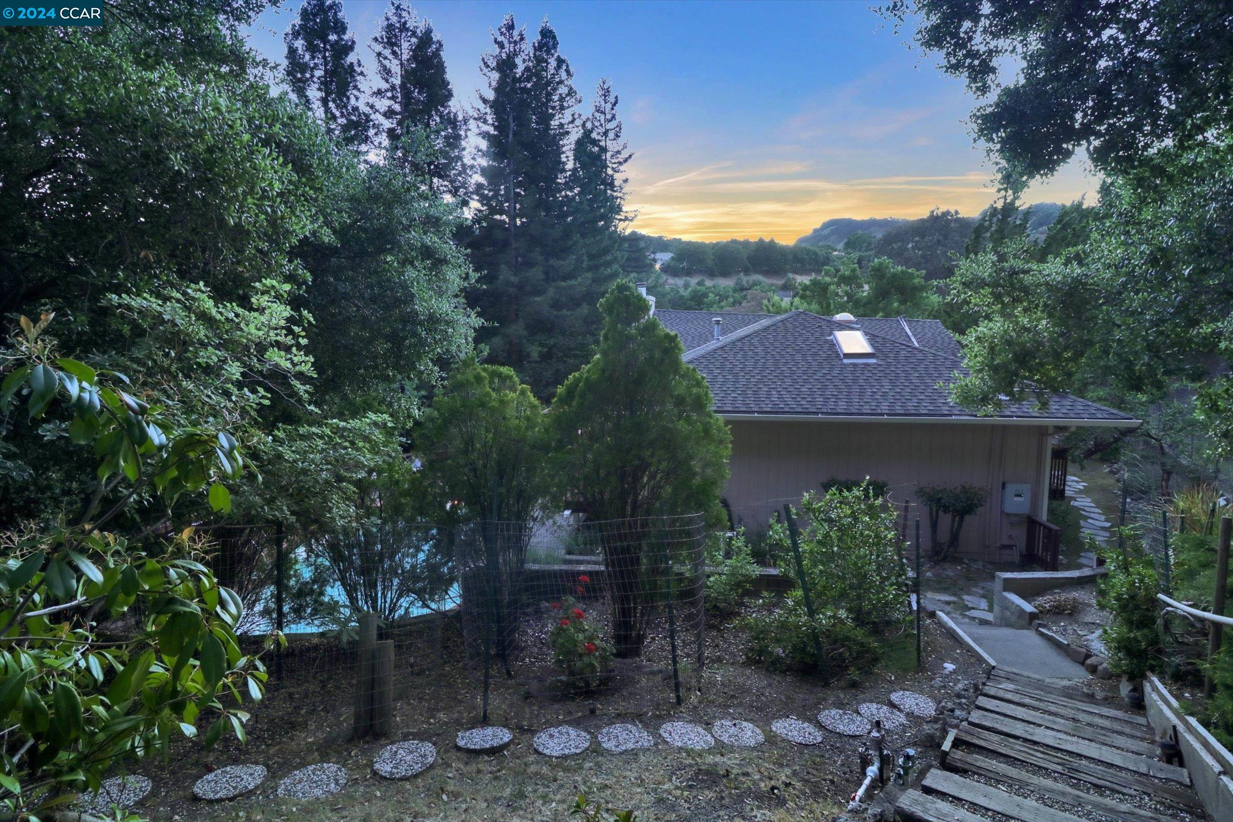 1520 Rancho Del Hambre