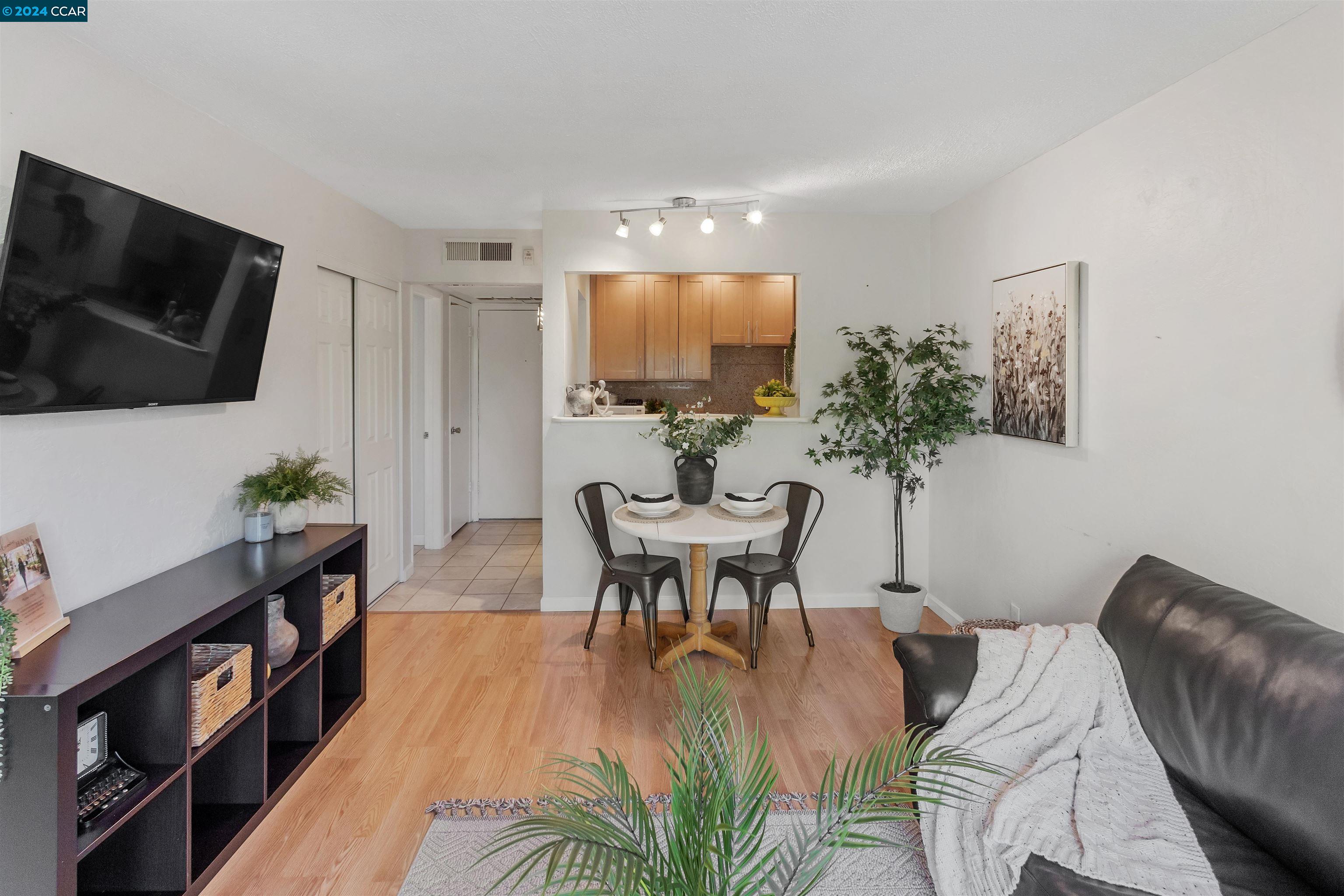 470 N Civic Dr # 504