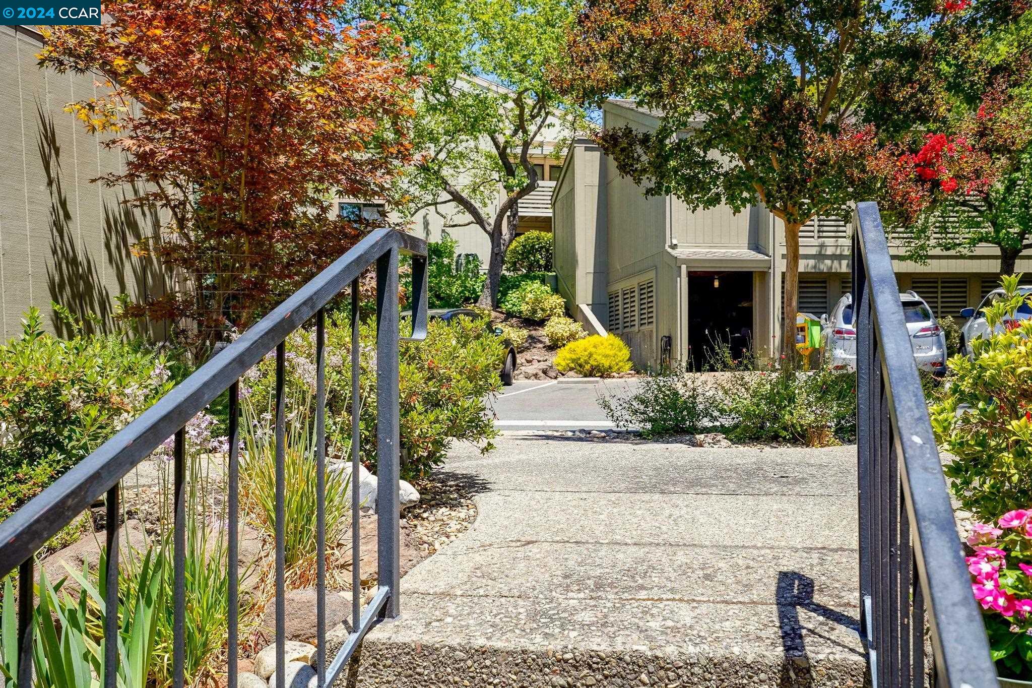 600 Terra California Dr # 6