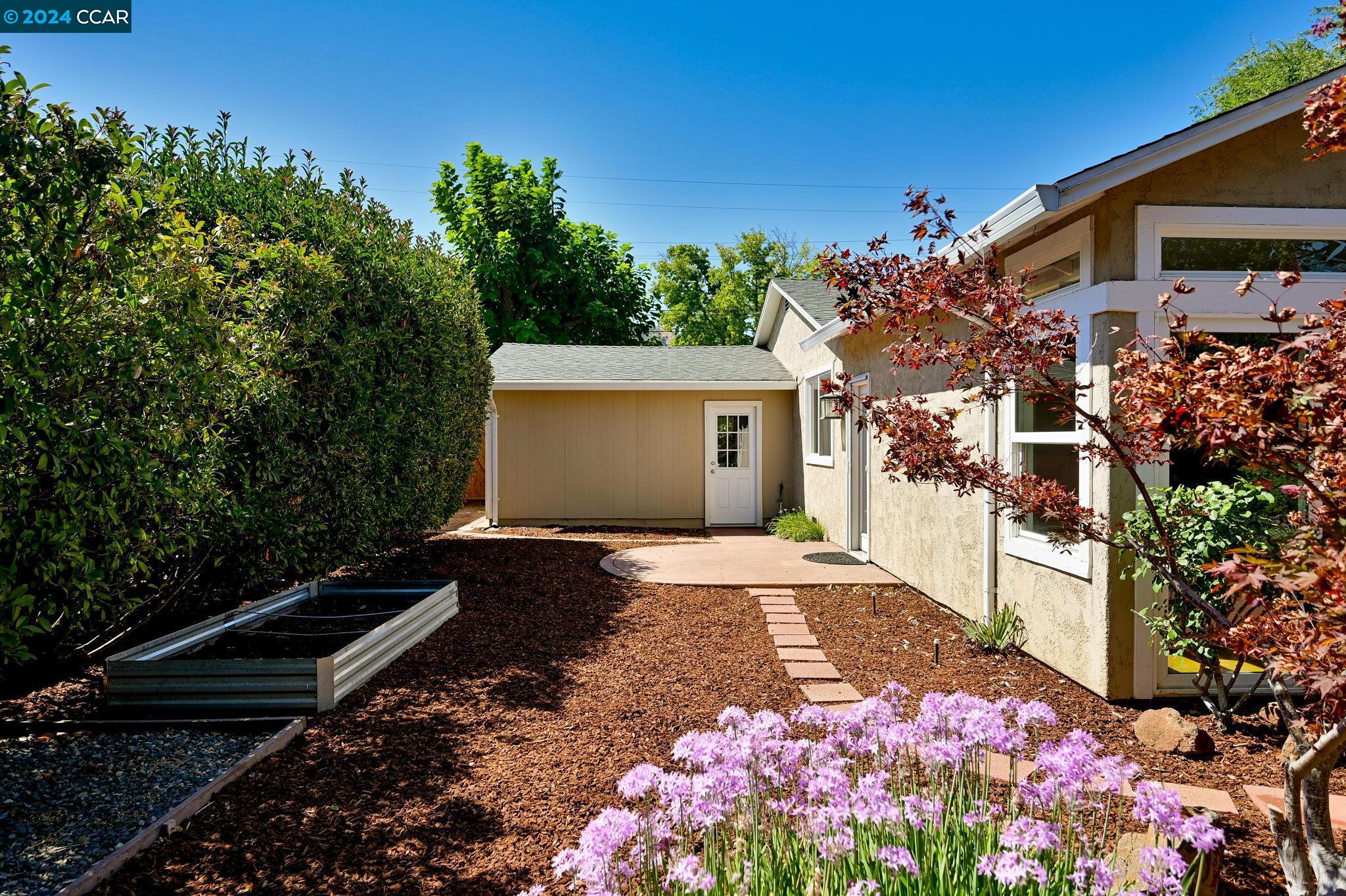 5515 Colorado Dr