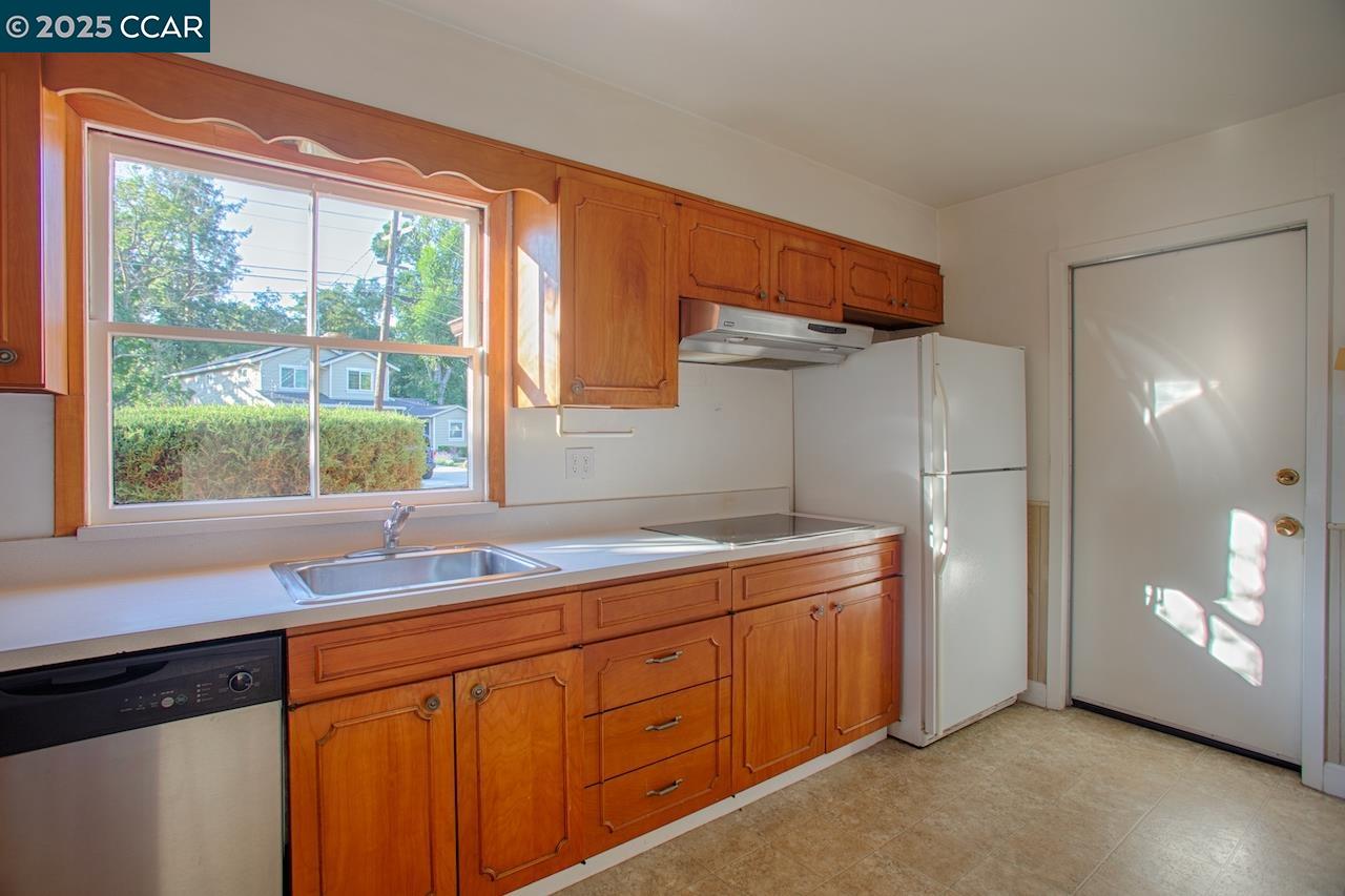 1273 Lindell Dr