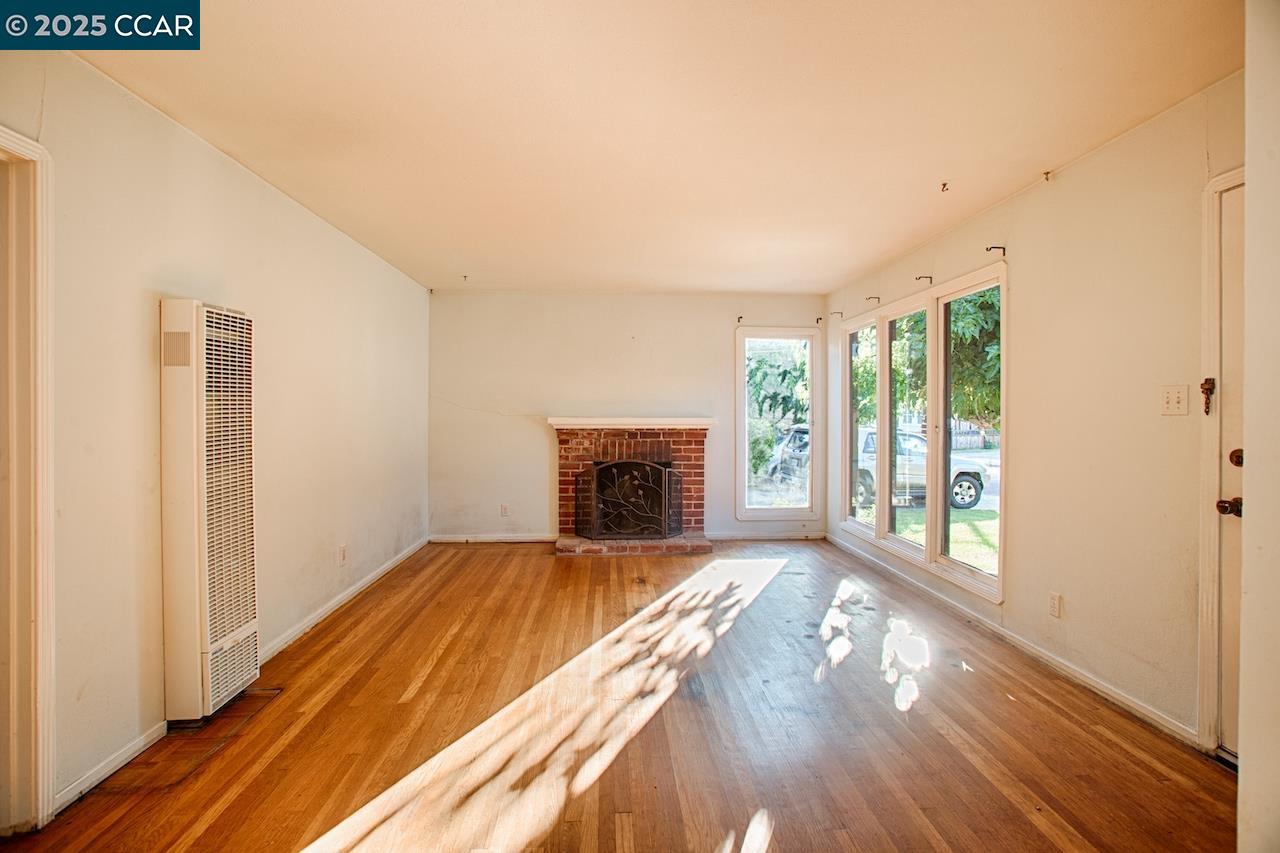 1273 Lindell Dr