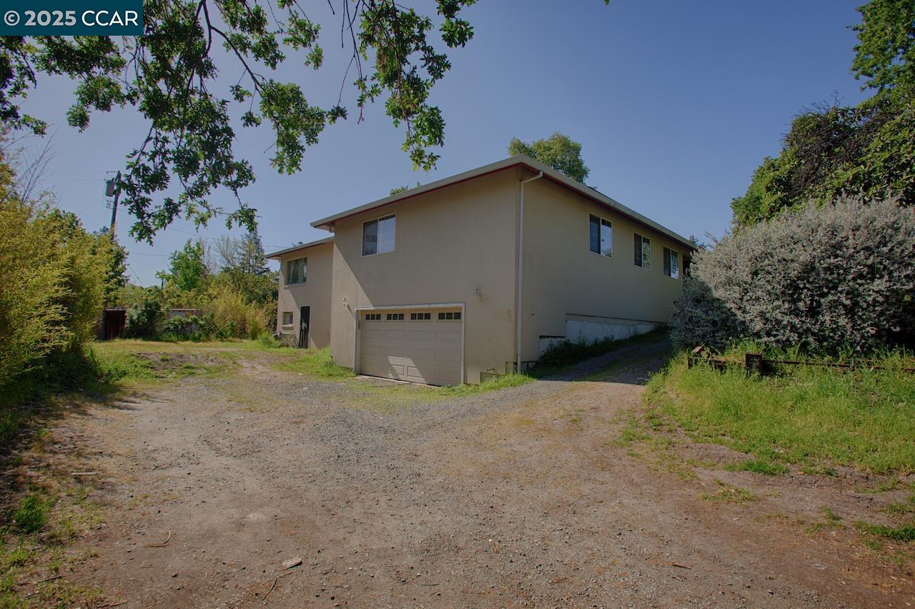 211 Vallecito Ln