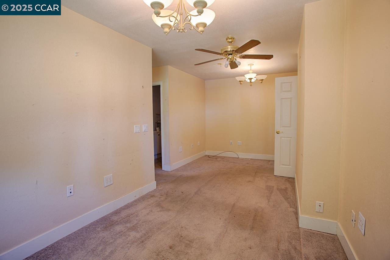 211 Vallecito Ln