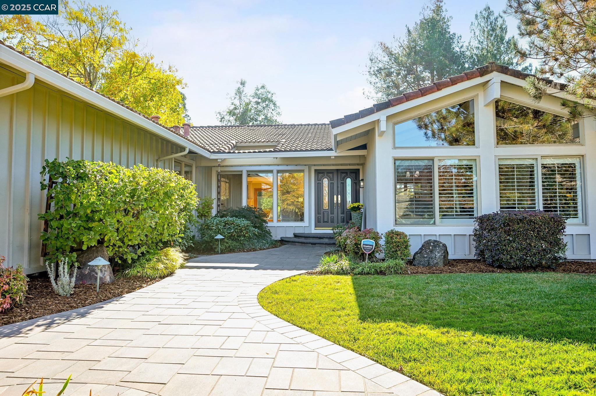 3428 Bermuda Ct